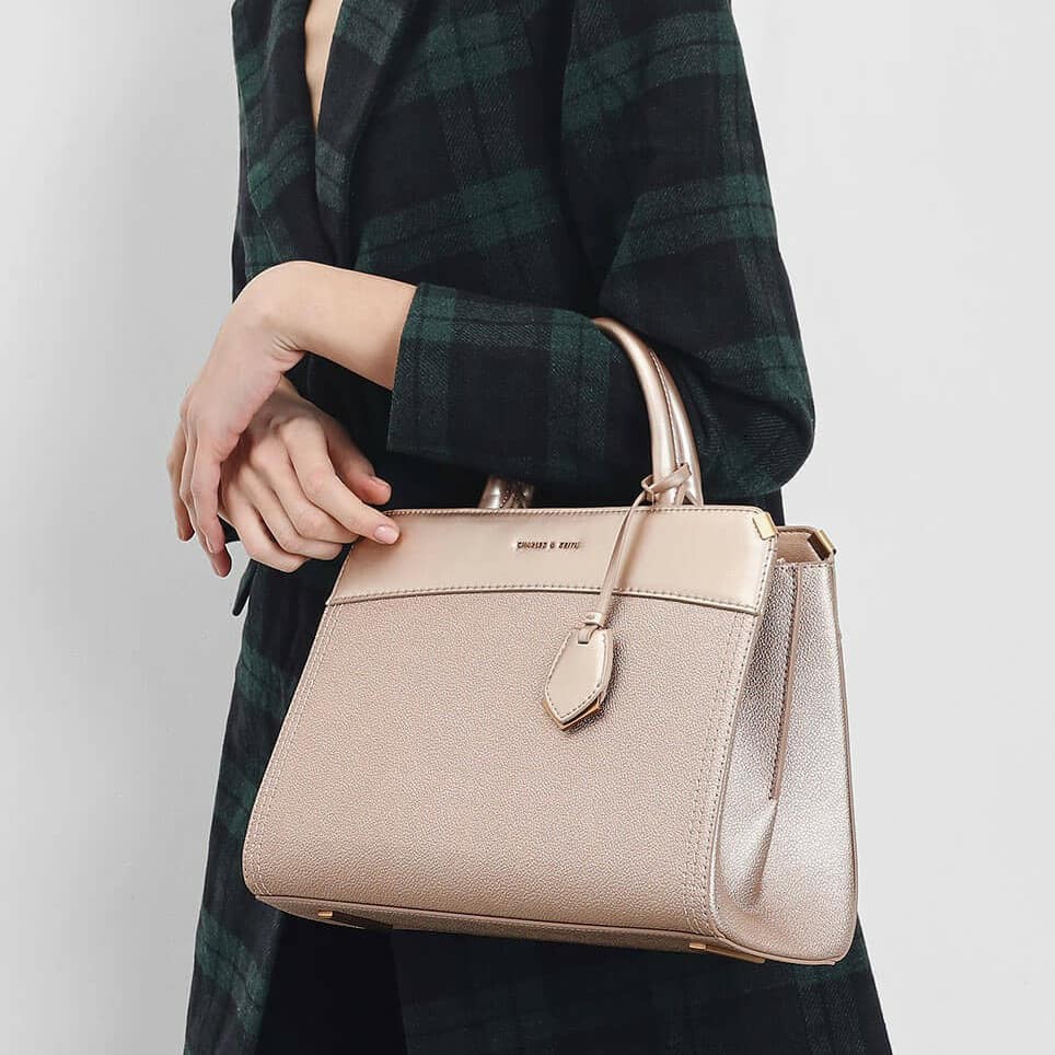 SB CK 944 797 CK Metallic Edge Top Handle Bag