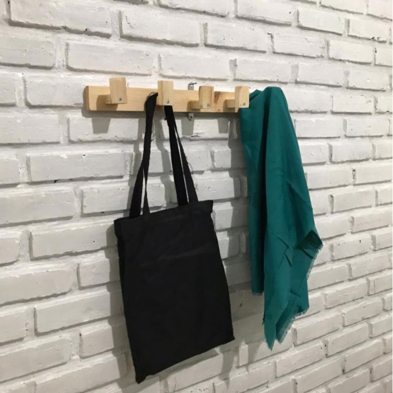 hanger baju kayu / cantolan baju kayu