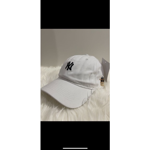 Topi MLB NY Cow Putih Logo Hitam