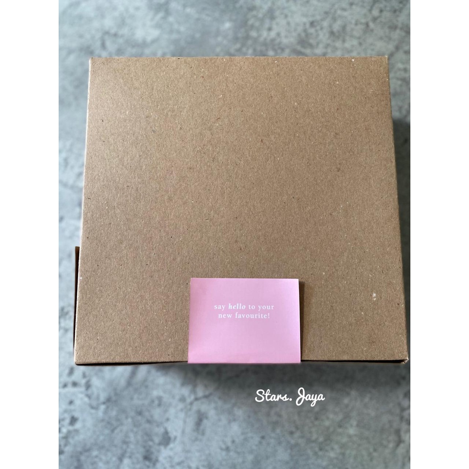 

Box kraft 22x22x8cm, Kotak Kraft, Dus Packaging, Kemasan Makanan, Kado
