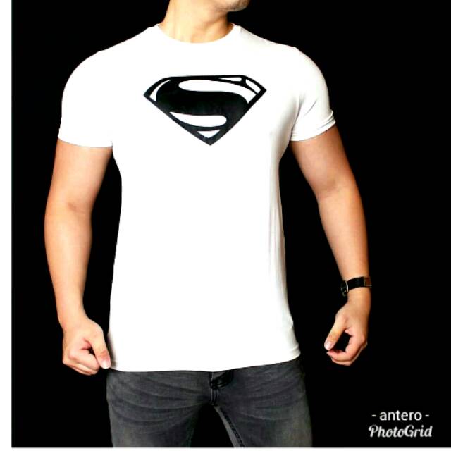 Kaos Superman dewasa dan Anak