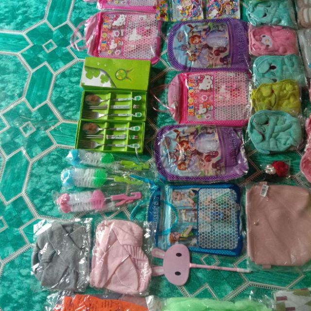 Gorden / Hordeng Jendela Karakter Doraemon, Keroppi, Hello Kitty, Mickey Mouse