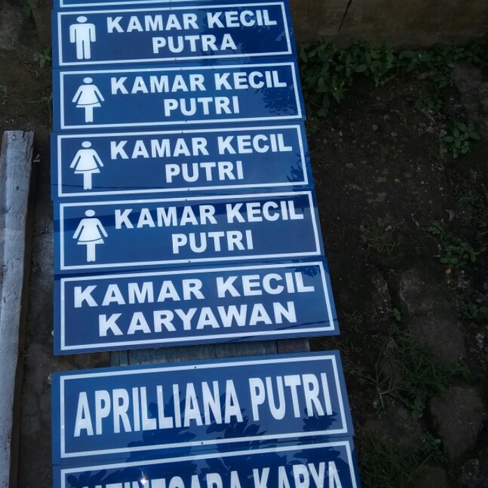 PAPAN NAMA AKRILIK SIGN LABEL ACRYLIC PAPAN AKRIL COSTUM DESAIN BEBAS 10X20CM NAMA RUANG NAMA KELAS