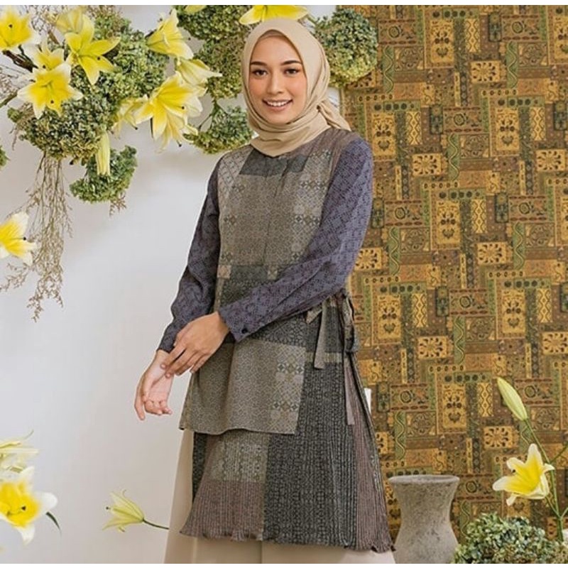 KENITRA PLEATS HEAVEN LIGHTS