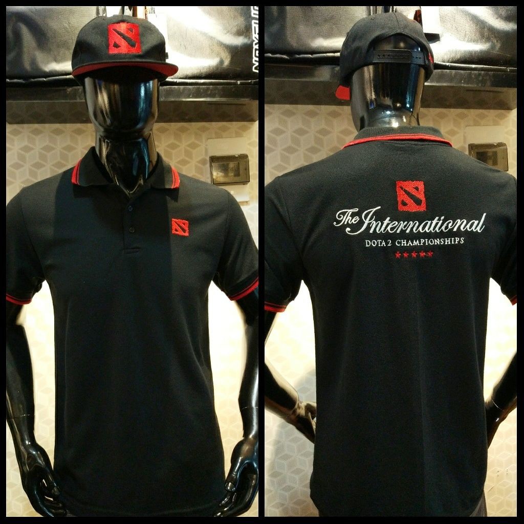 Polo Dota International Logo Kecil
