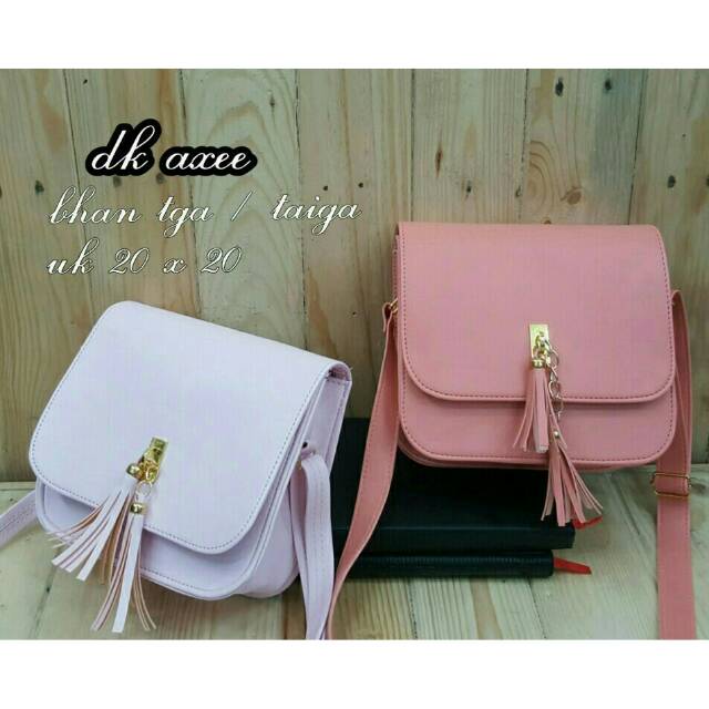 Tas Wanita Mini Rumbai Slempang Termurah Bahan Taiga 21x18 Warna Pink Hitam Peach Abu Cream