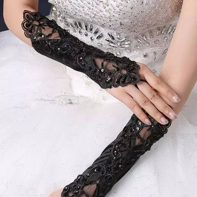 Black lace wedding gloves  sarung tangan hitam