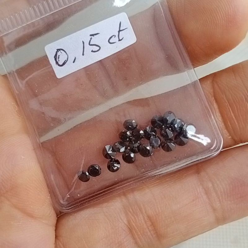 batu permata berlian hitam asli Eropa (natural black diamond) 0,15 carat