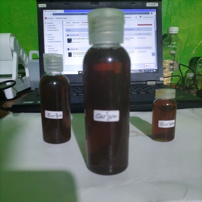 GURJUM DARK OIL/MINYAK KAYU KERUING 100 % PURE ESSENTIAL OIL