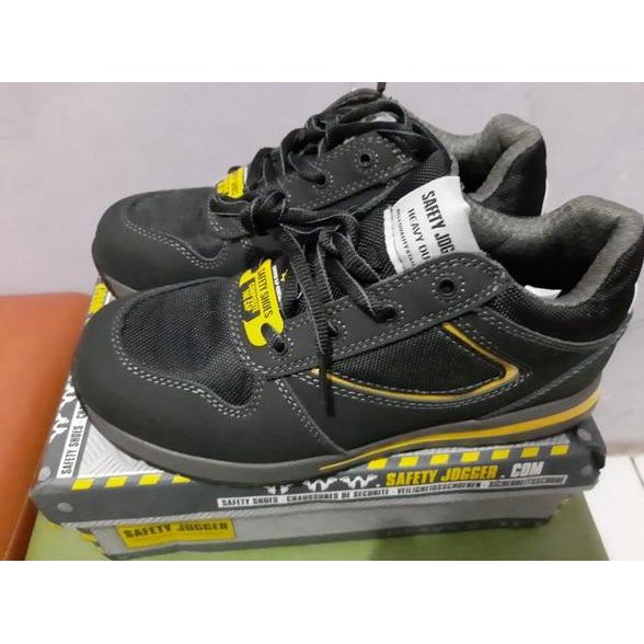 Sepatu Safety Shoes Jogger Turbo S3