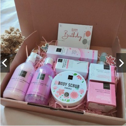 SET HADIAH HAMPERS GIFT BOX / SCARLETT WHITENING / HAMPERS BIRTHDAY / GRADUATION