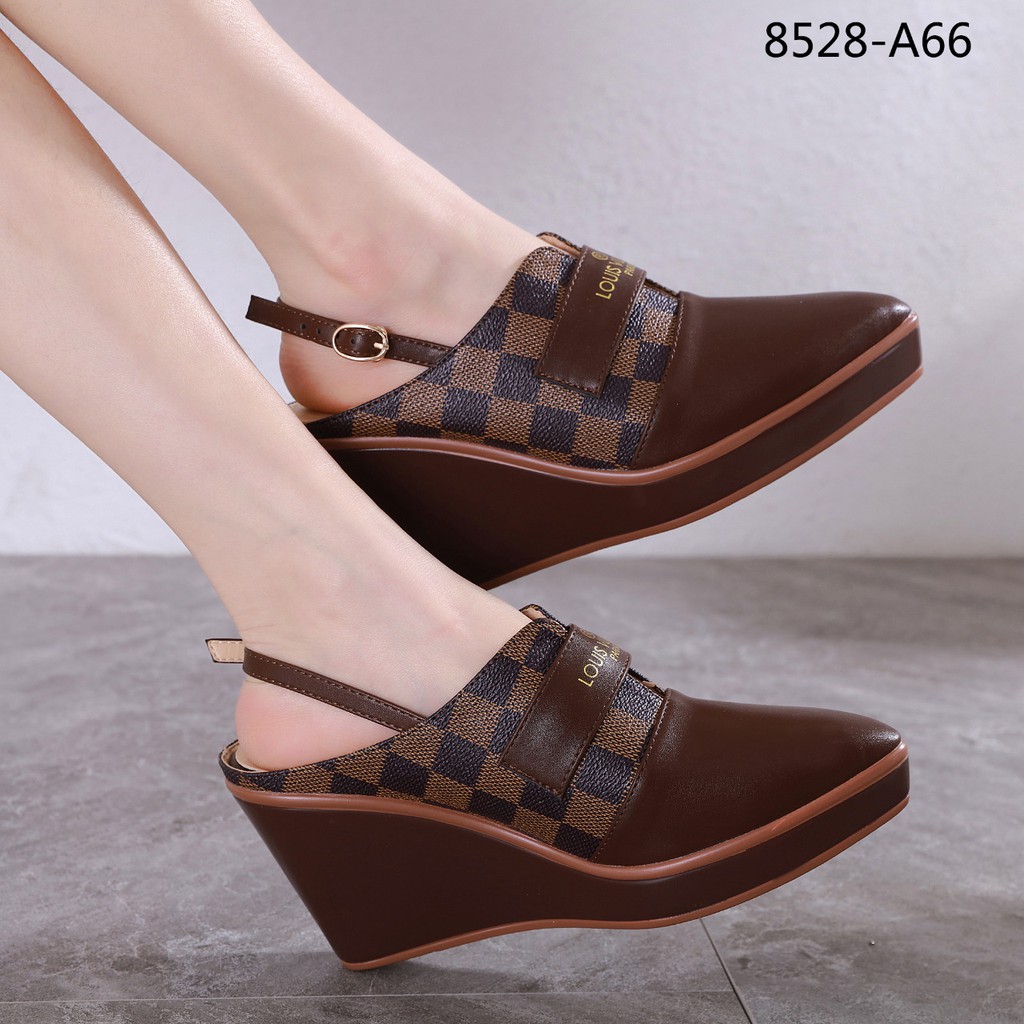 UpD2 SEPATU WANITA IMPORT SEPATU BRANDED SEPATU WEDGES WANITA LV WEDGES SHOES 8528-A66
