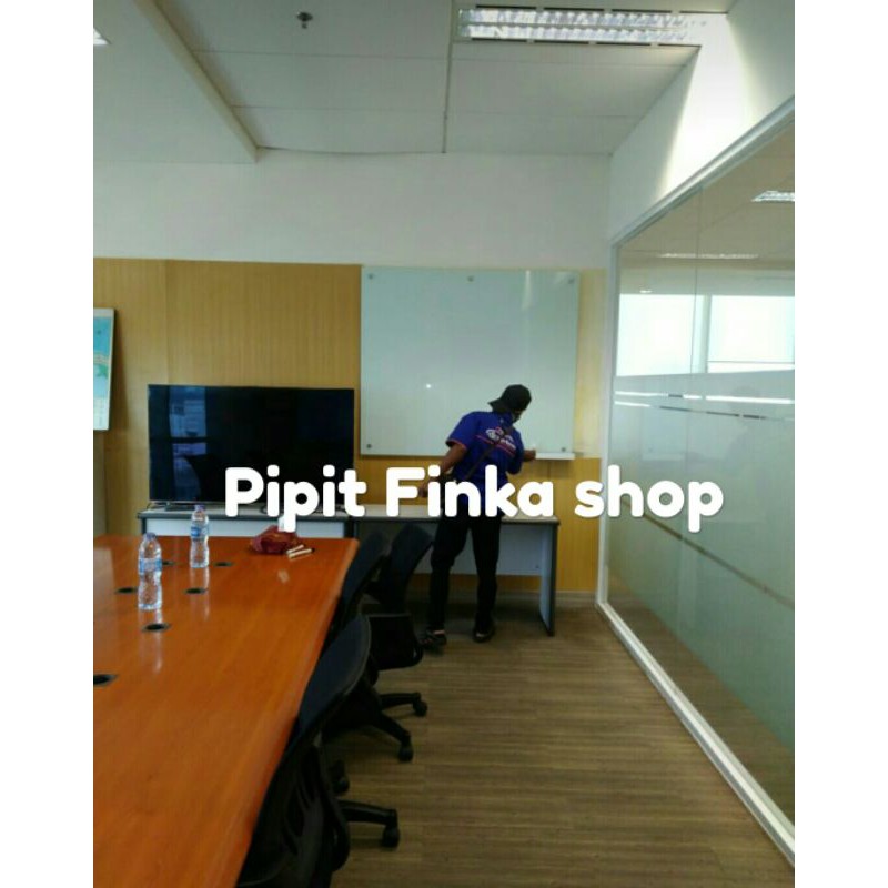 

PAPAN TULIS KACA MAGNETIK 100 X 120 HARGA GROSIR