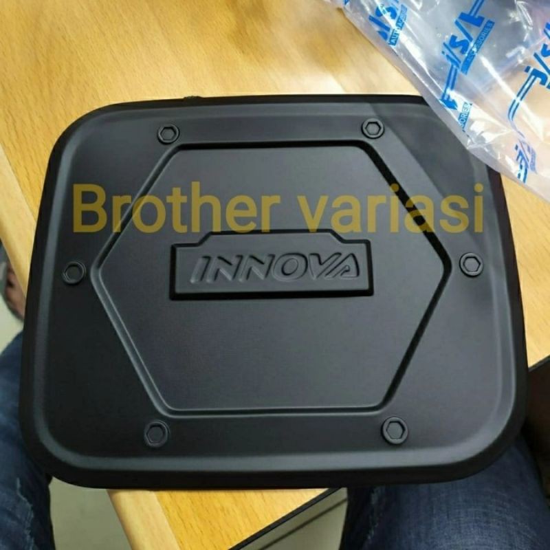 Tank cover innova lama hitam full