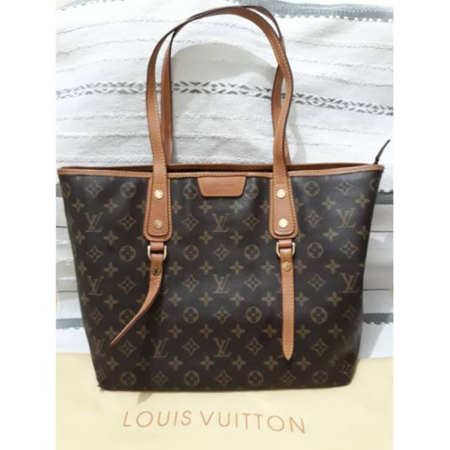 LV - Woman's Tote Bag - Preloved