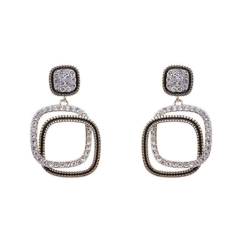 Anting Berlian Bentuk Persegi Warna Hitam Putih Korean (Takota 051)