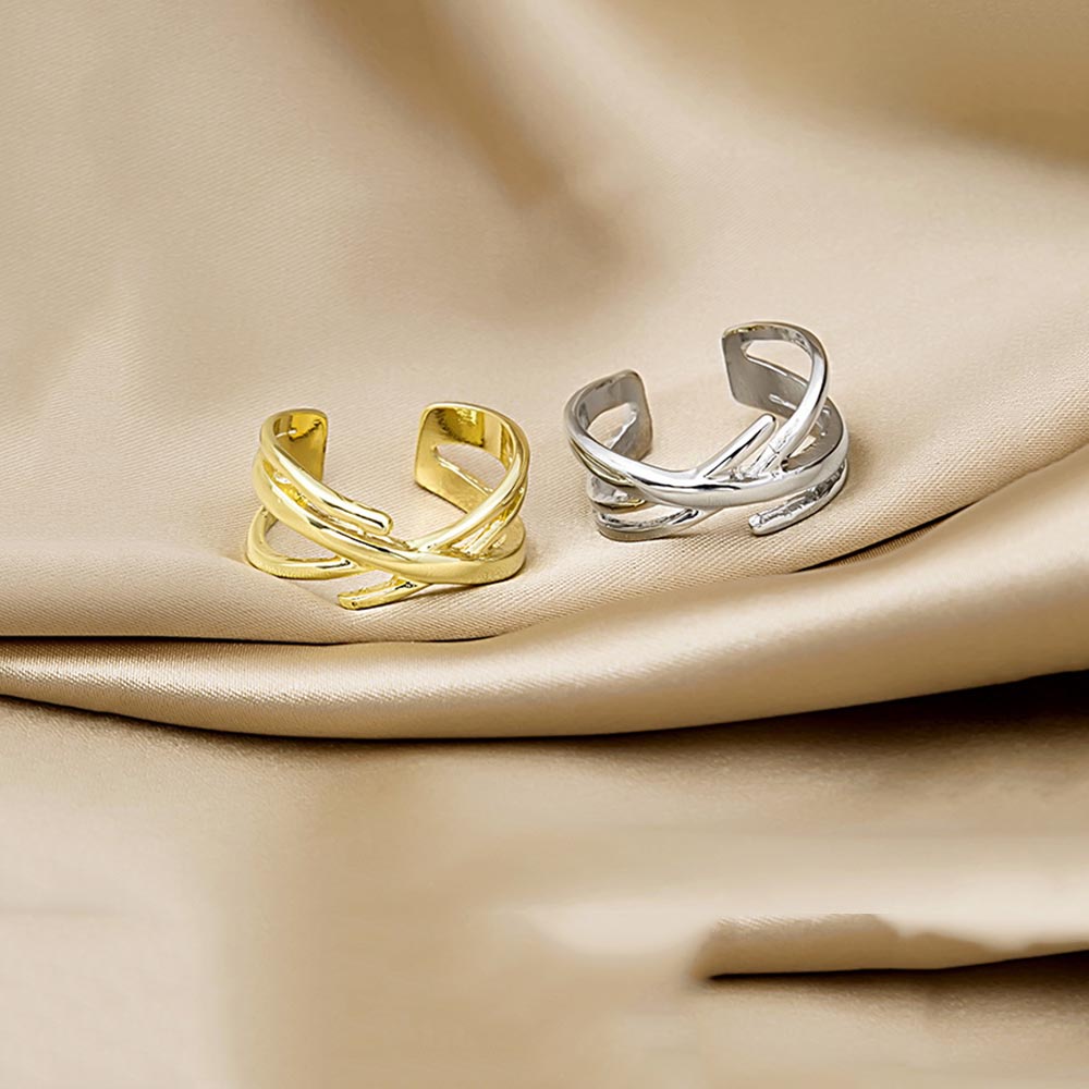 Cincin Bentuk Geometris Twisted Bahan Metal Warna Gold Silver Untuk Wanita
