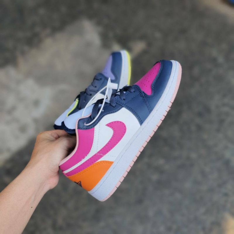 (O) Nike Air Jordan 1 Low Ladies Purple Magenta