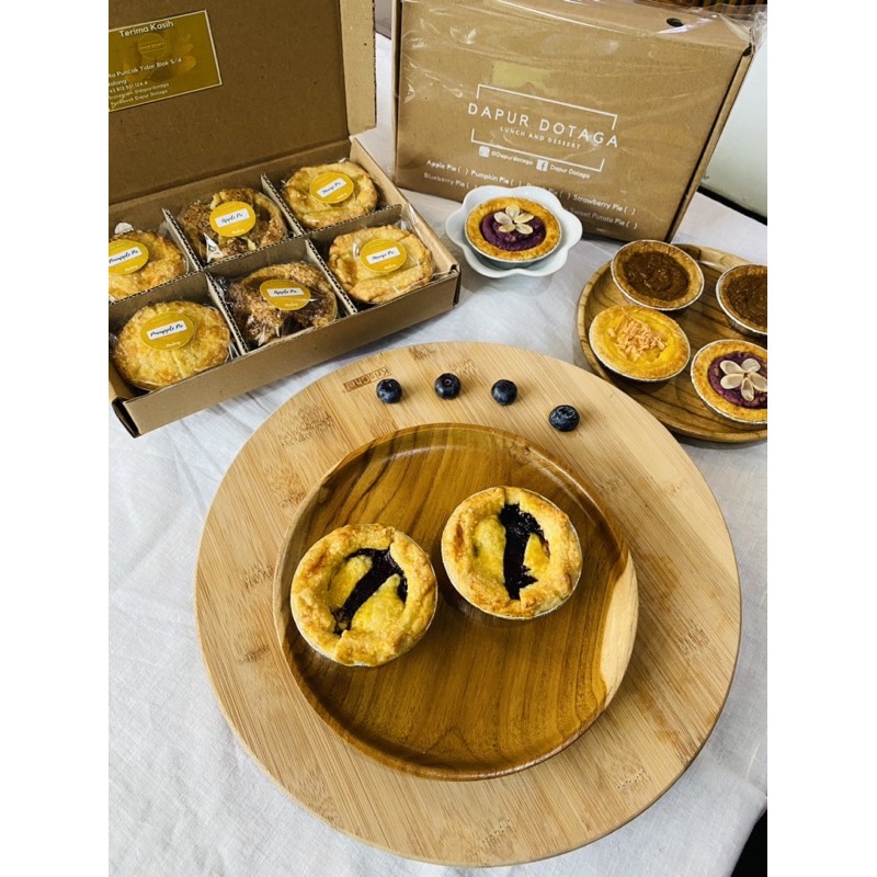 

Pie Blueberry Blueberry Pie 1 box isi 6 pie