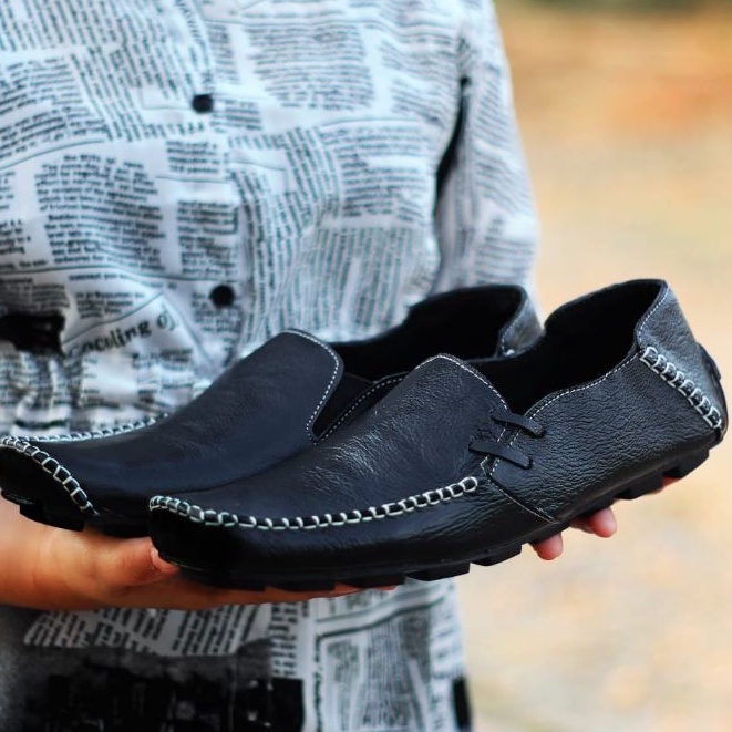 Slip On Kulit Asli Pria Distro Rajut Hitam Slop Casual Santai Sepatu Steet Walk Flat Kerja Nyaman Murah Ringan Kuat