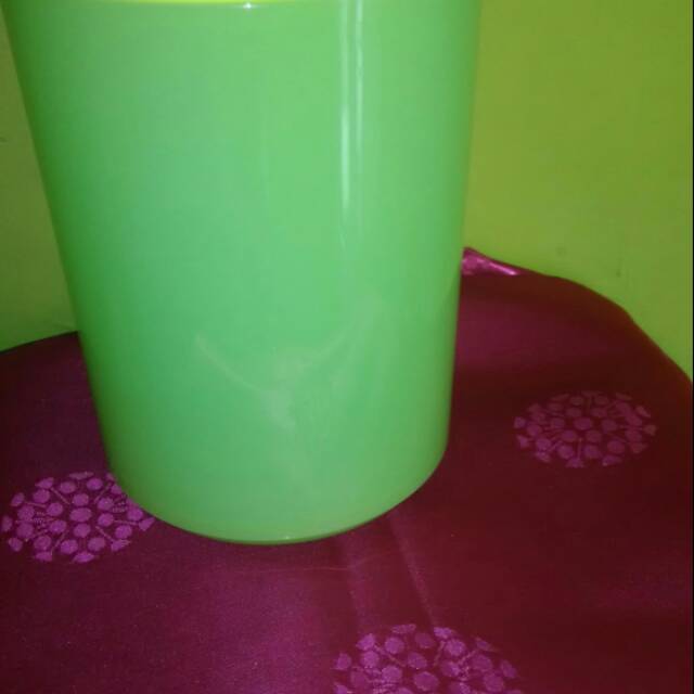 Toples tupperware,warna hijau polos