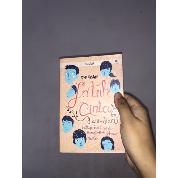 Jatuh Cinta Diam-Diam