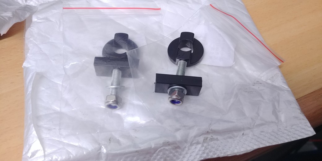 Kunci Pas Pengencang Rantai Sepeda Warna Hitam