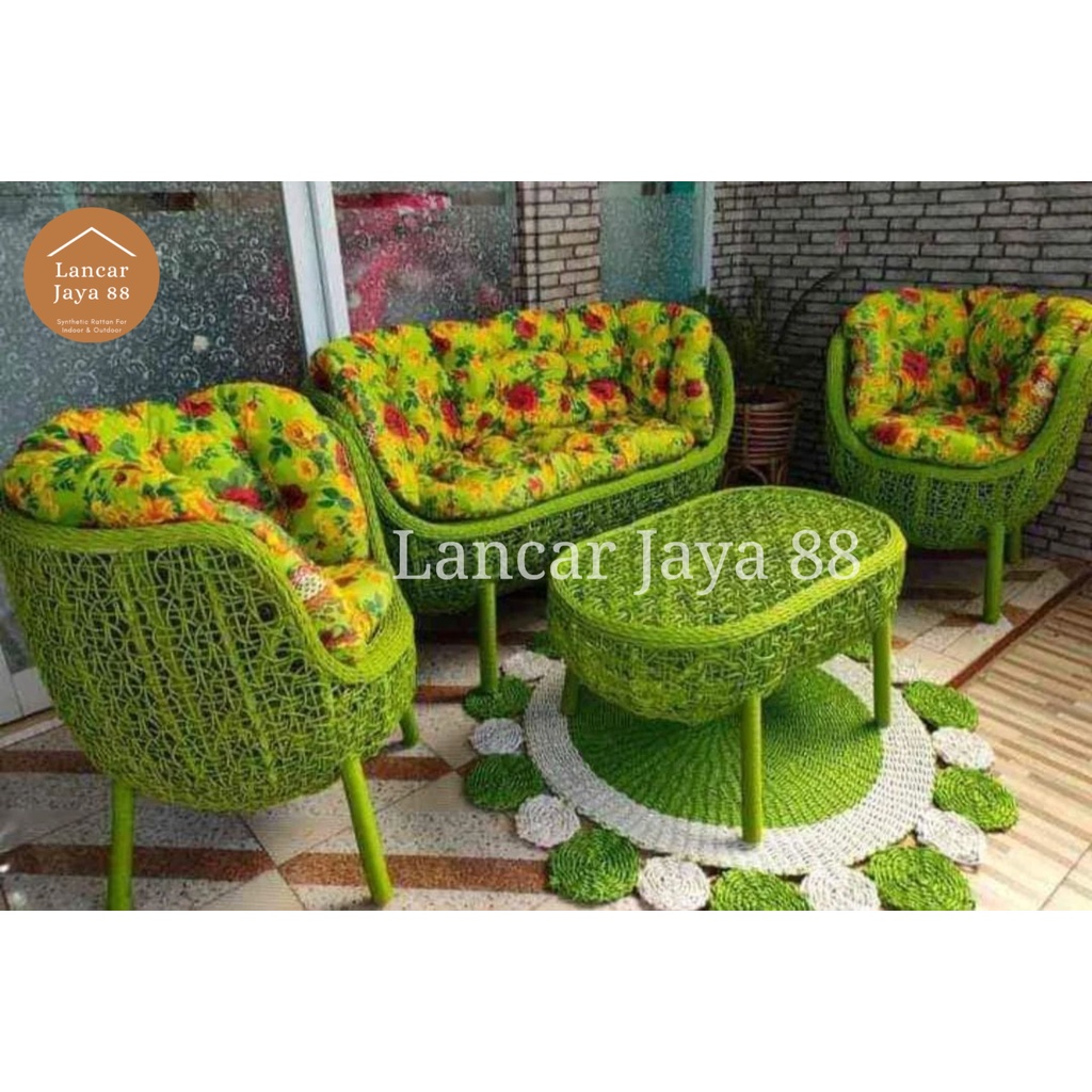 Sofa Tamu Brekele Rotan Sintetis