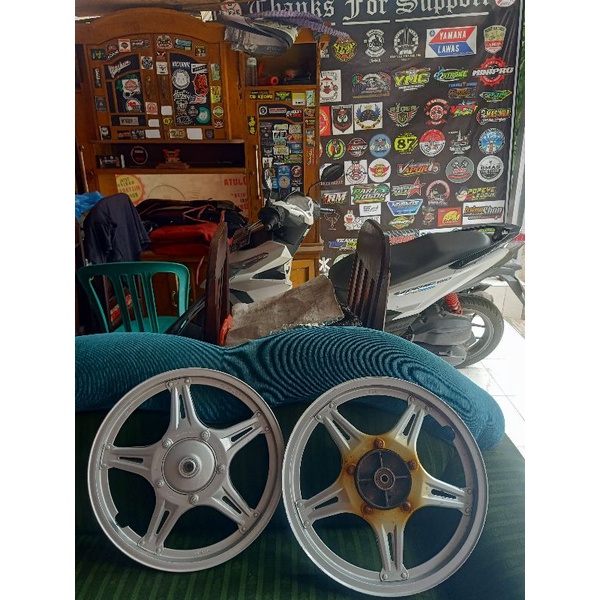 VELG COMSTAR BEKAS sisa depan aja