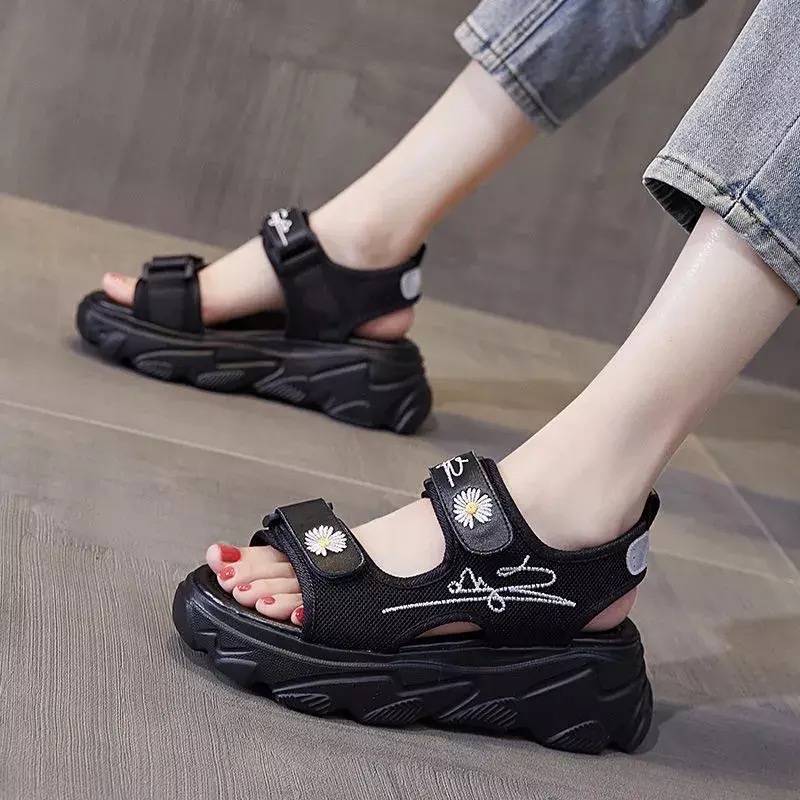 Sandal Wanita Korea/ Sandal Gunung Casual Korea/ Sandal Gunung Wanita Casual JKW Bunga Daisy