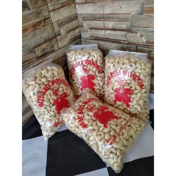 

Kacang Mede 1000 gram