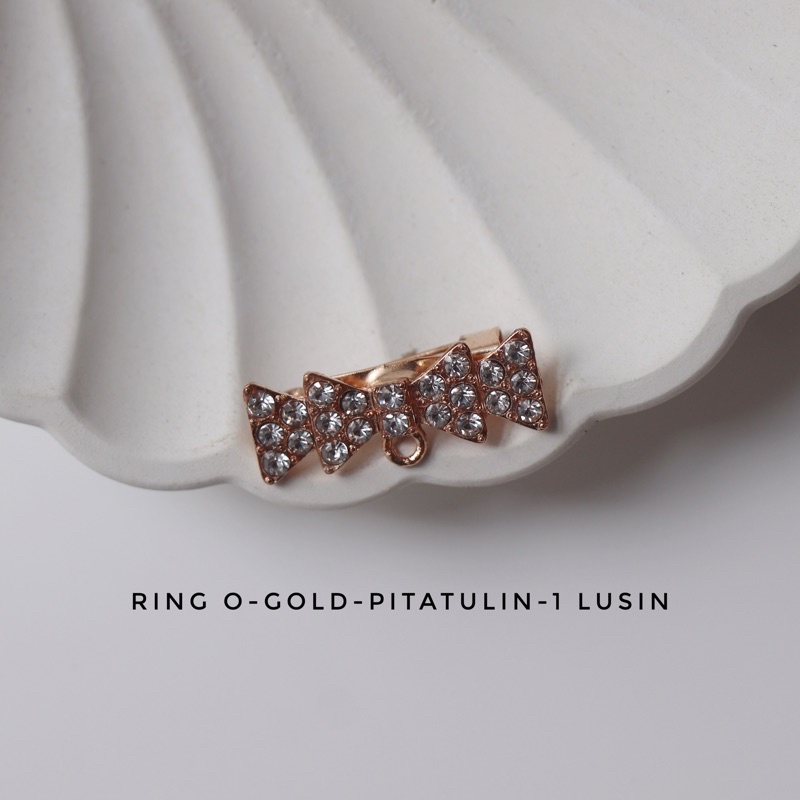 1 Lusin / 12 Pcs Bros Dagu Ring O Lusinan Part 3 Bros Dagu Warna Silver Bros Mini Bros Kecil Bros Jilbab Bros Hijab Bros Daily Bros Simple Bros Lucu Bros Imut Bros Cewek Bros Pin Bros Tuspin Bros Pin Brooch Korean Style Bros Bahan Bros Juntai Bahan Bros-O-GOLD-PTATULIN-1LSN