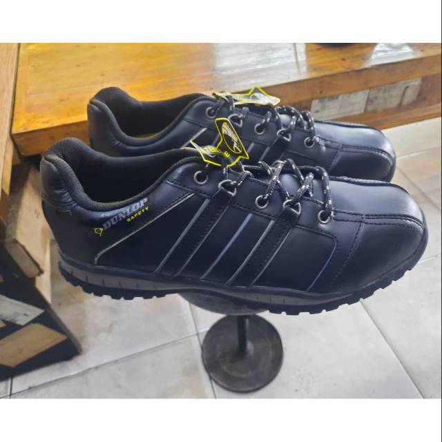 Sepatu safety Dunlop original/shoes safety