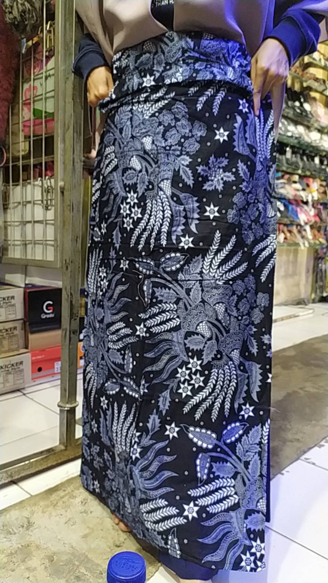 Ada Anak - Shopashop Solo Batik Kebaya Couple Carisa Selendang Brukat Tille Mutiara