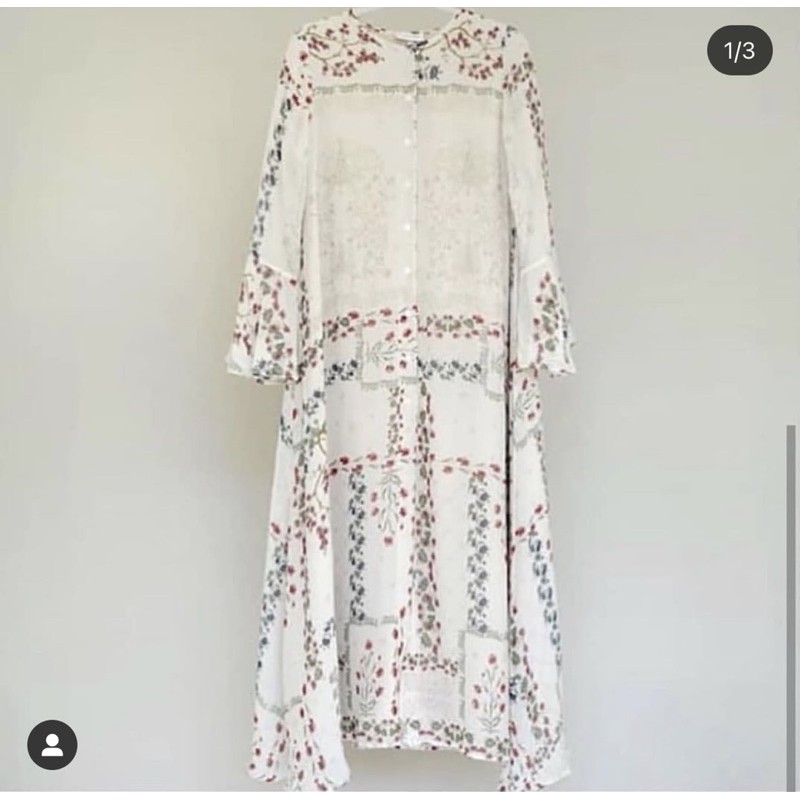 Gangga Tunik Ria Miranda