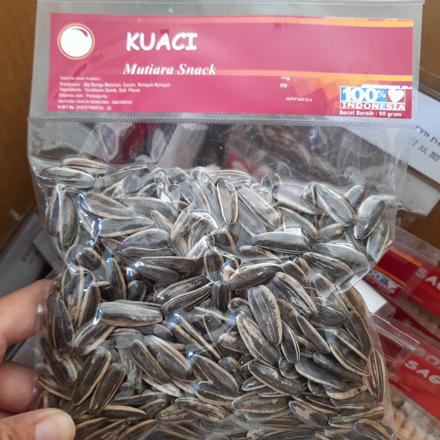 

Kuaci Hitam