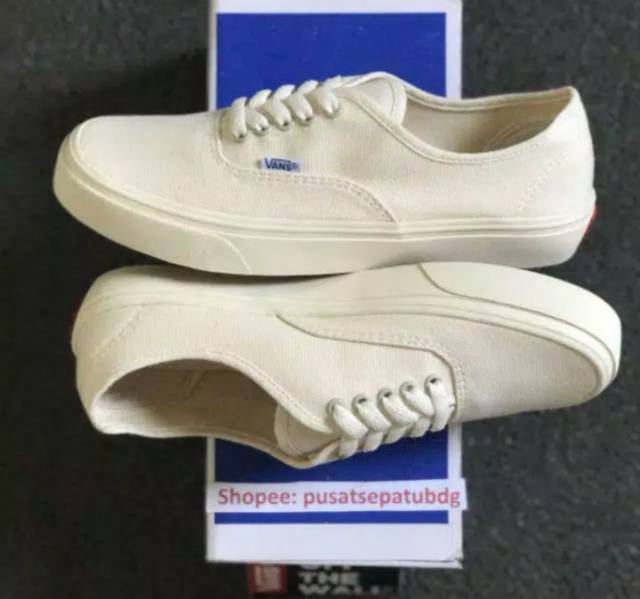 SEPATU VANS AUTHENTIC FULL BLACK HITAM POLOS WHITE PUTIH OLDSKOOL ERA