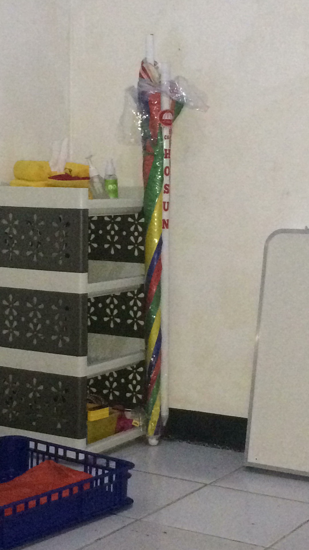 Payung Tenda / Payung Cafe / Payung Pantai Parasol Pelangi 198 Cm ( 42 )