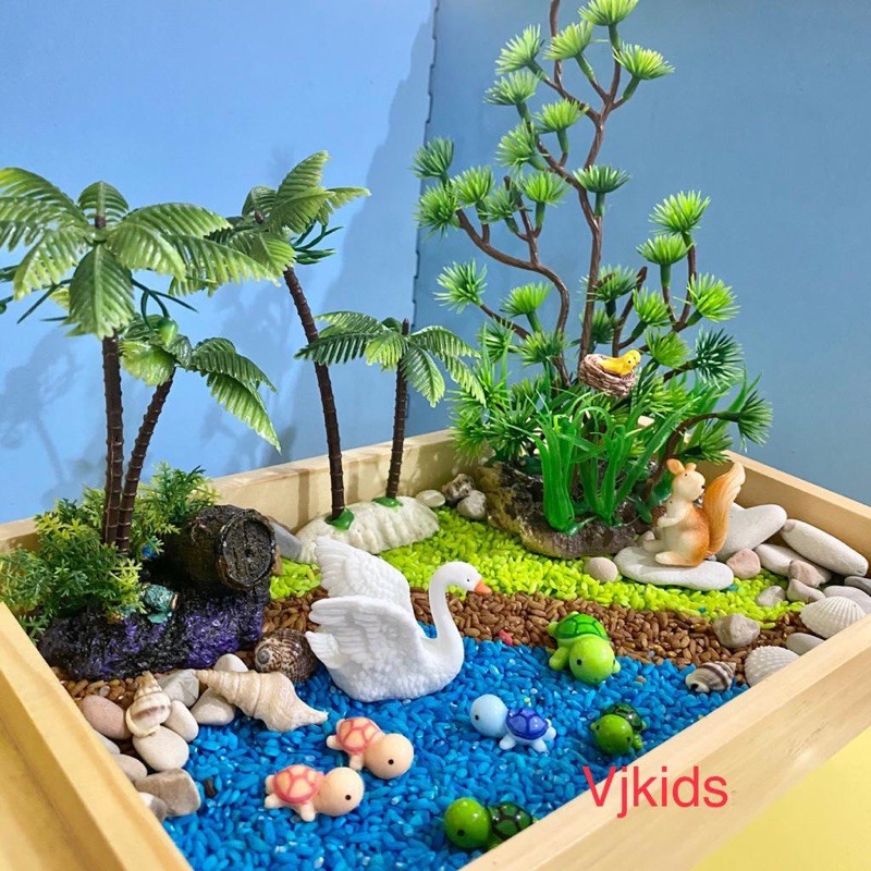 paket bermain sensory anak  kura2, angsa, burung, tupai, 3 pohon, 3 beras warna, kerang, dan batu