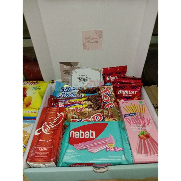 

SNACK BOX/HAMPERS/GIFT/GIFTCUSTOM/HADIAH