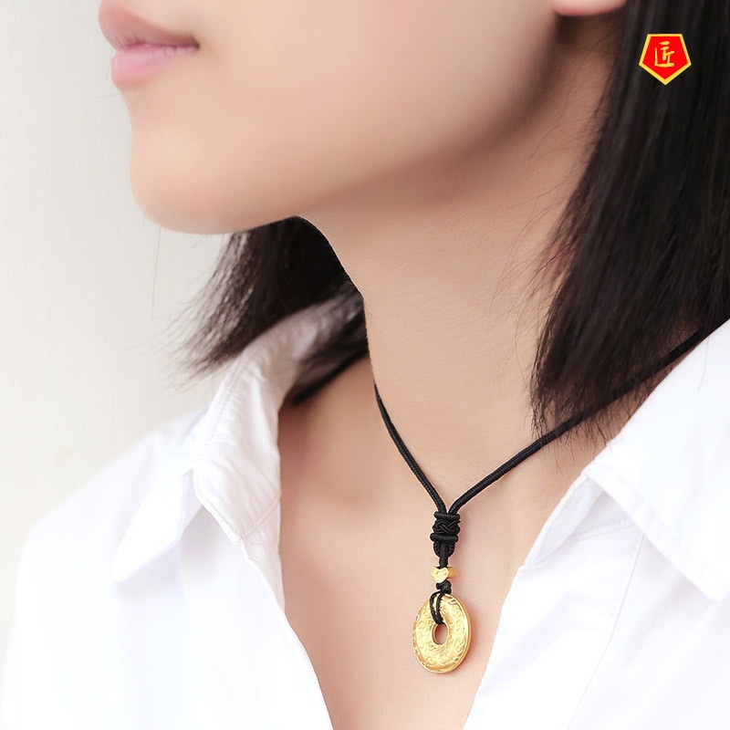 [Ready Stock]Golden Wishes Gluttonous Safety Buckle Pendant