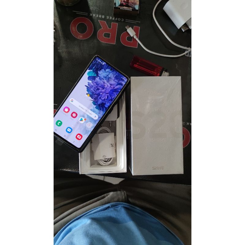 Samsung Galaxy S20 FE 8/128