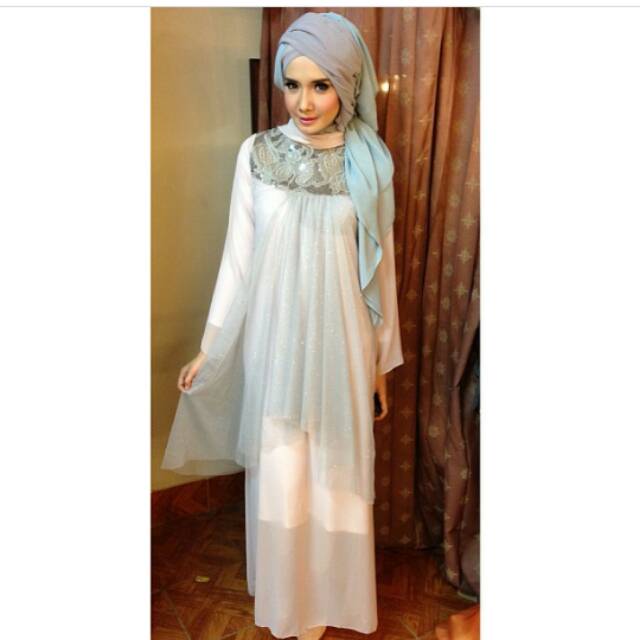 Preloved zaskia sungkar dress