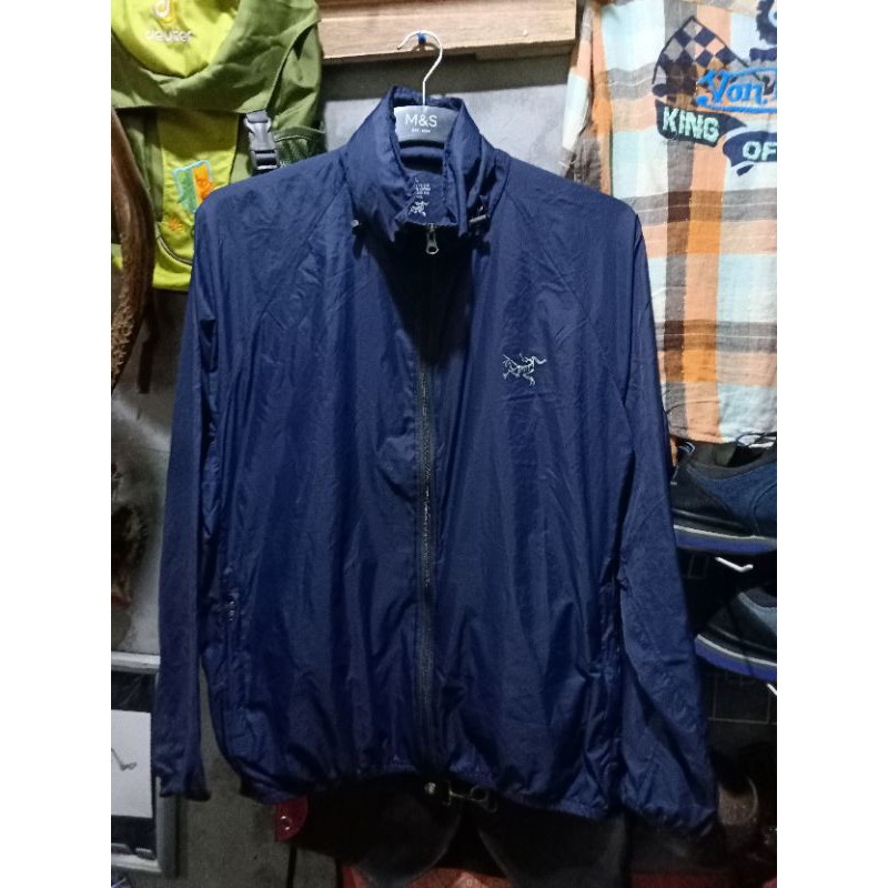 jaket outdoor arcteryx second light weight