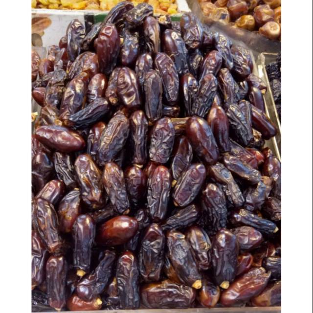 

Kurma madinah