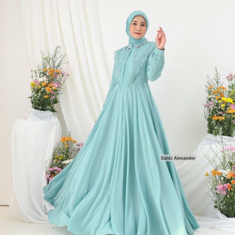 aqila dress