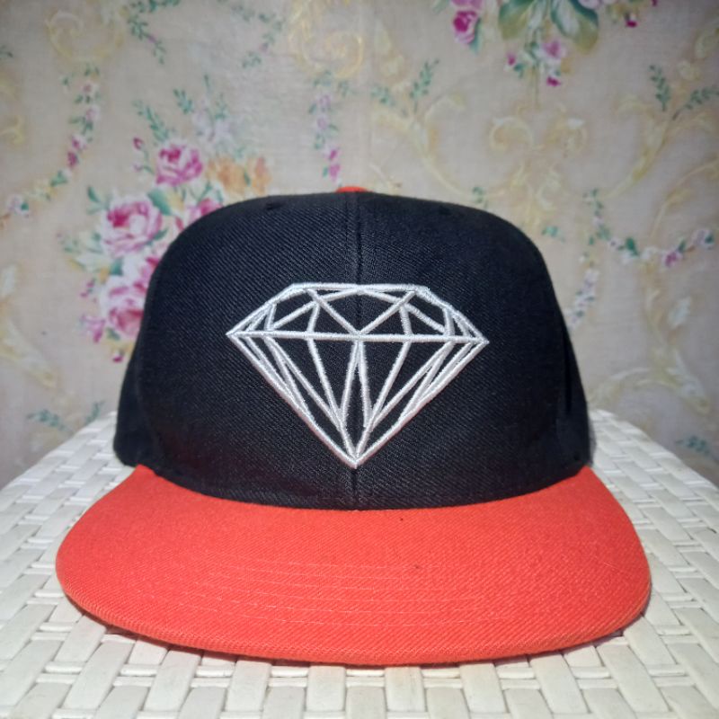 topi snapback hat diamond supply co