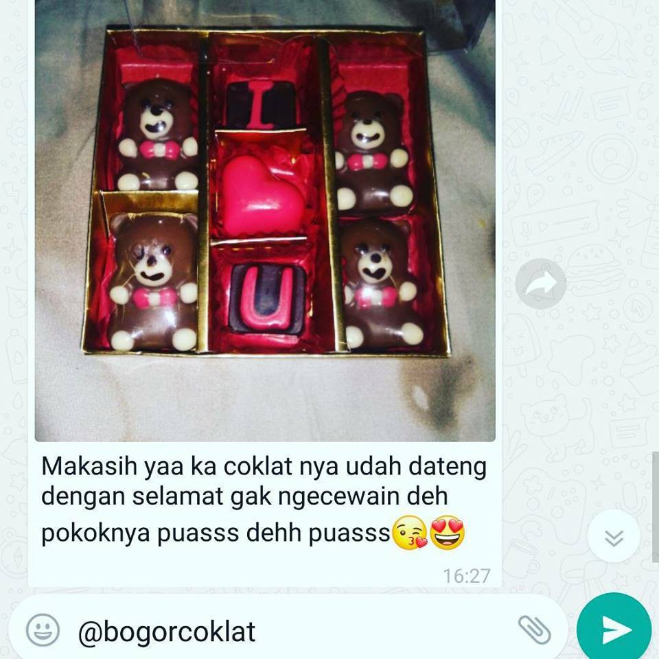 

Hadiah Coklat karakter Sekat 9