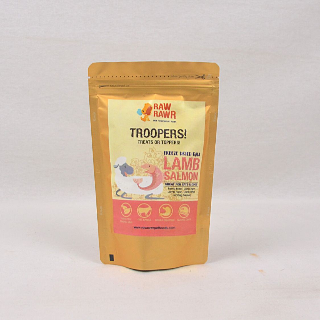 

RAWRAWR Snack Anjing TROOPERS Lamb And Salmon 40g