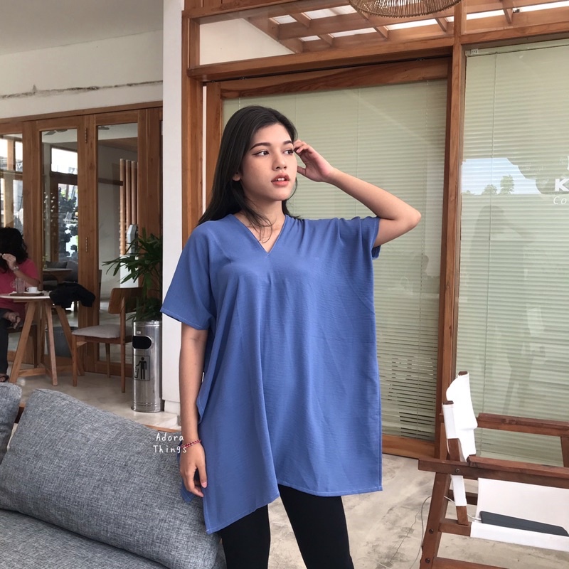 meghan long square | top square v neck Adora